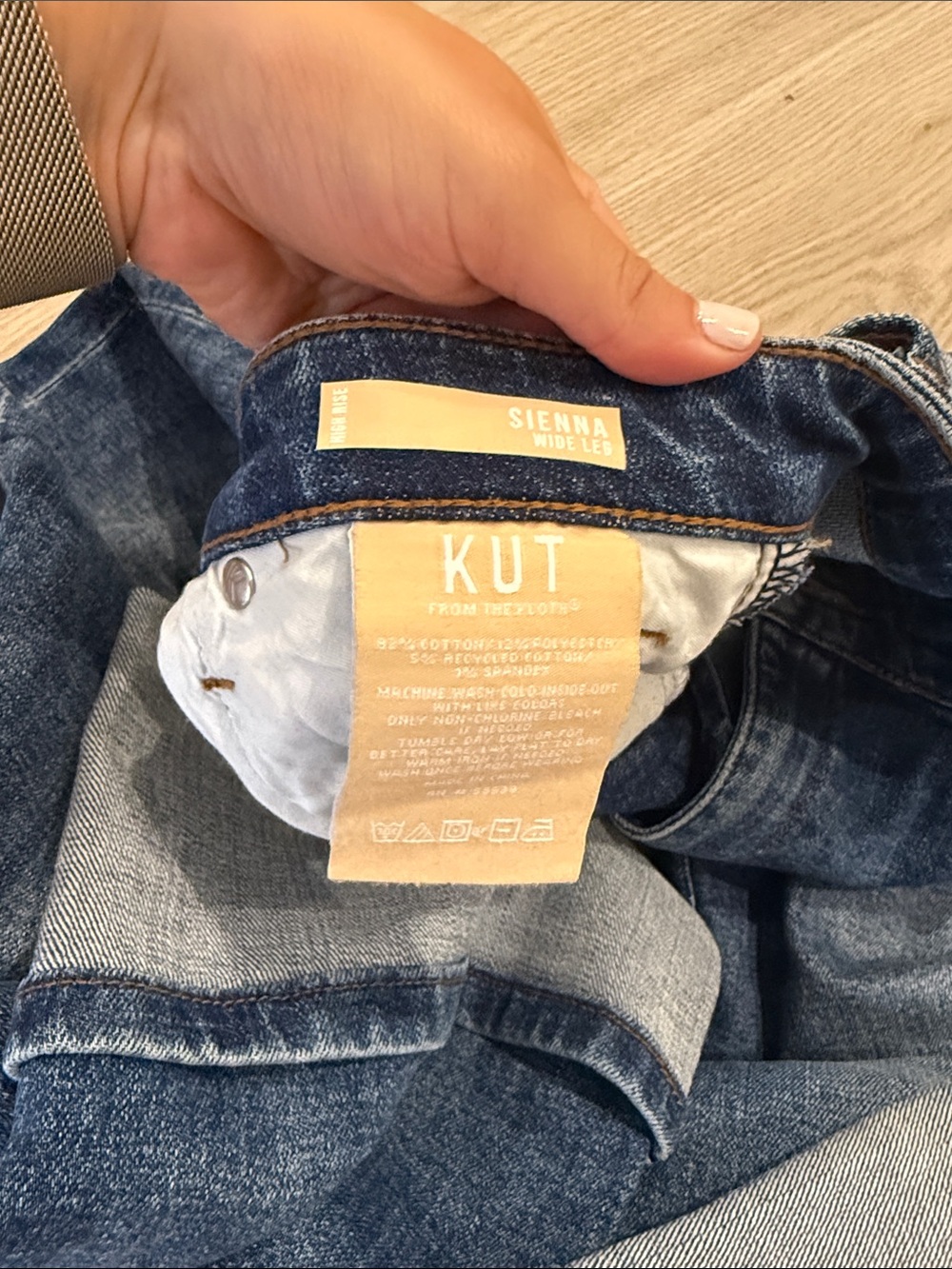 Kut From the Kloth Sienna Cuffed Wide Leg Jeans - Picture 5 of 5